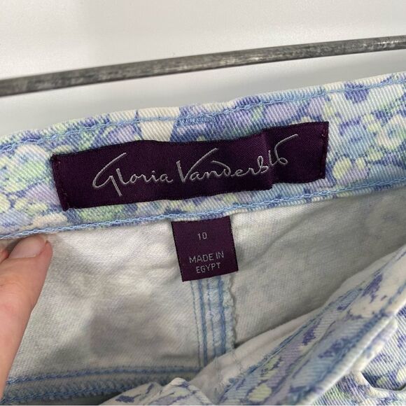 Gloria Venderbilt Women’s High Rise Floral Bermuda Shorts size 10 - Picture 2 of 3